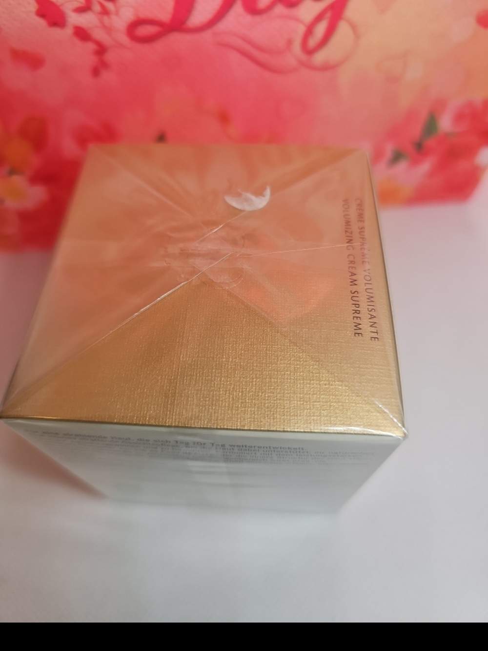 Clé de Peau Beauté Volumizing Cream - 50ml New Sealed - Picture 4 of 6